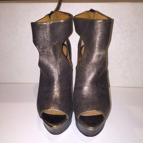 L.A.M.B. BENJAMIN DISTRESSED WEDGE OPEN-TOE BOOTIES (VINTAGE) - Picture 4 of 9